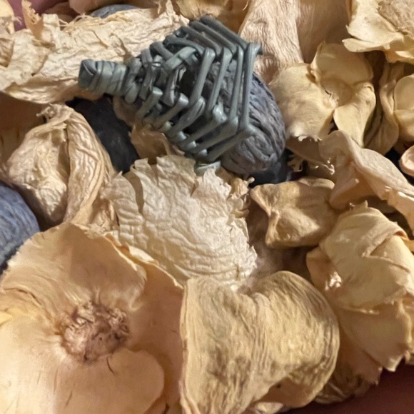 Handcrafted memory box. - Picture 3 of 7